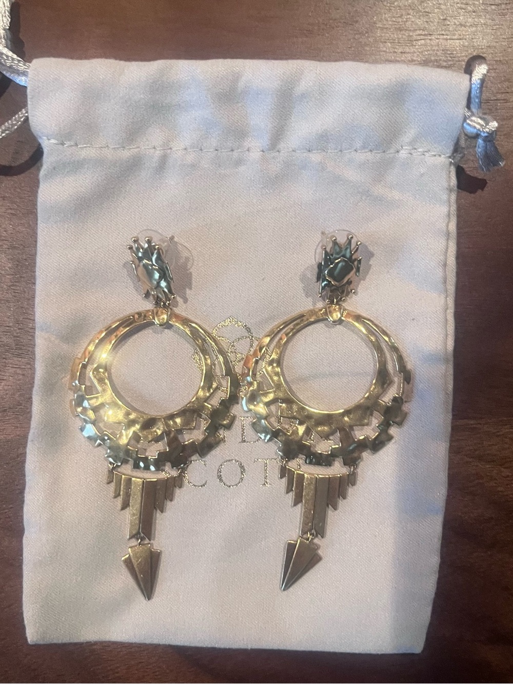 Kendra Scott Gold Geometric Fringe Earrings